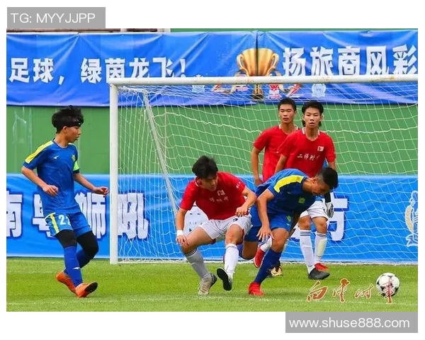 重庆足球队在邀请赛中以97分稳居积分榜首位展现强劲实力 重庆足球队在邀请赛中以97分稳居积分榜首位展现强劲实力